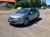 Opel Astra Sports Tourer 1.4 T 150 Jahre Opel 103...