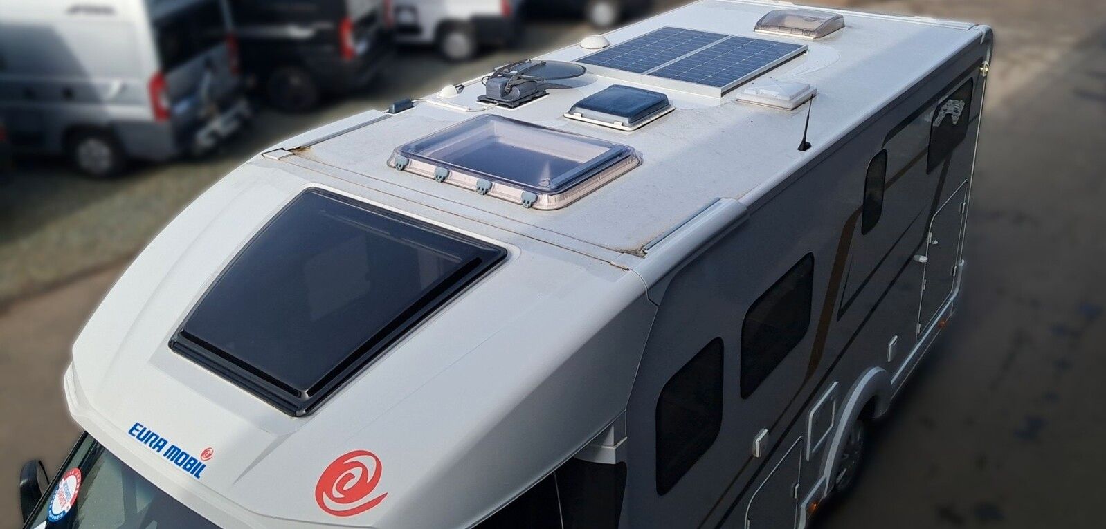 Fahrzeugabbildung Eura Mobil Profila T PT726EF Hubstützen,SAT,Solar,Lithium
