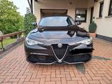 Alfa Romeo Giulia 2.0 Turbo Q4 Veloce Top Zustand - gebrauchte Alfa Romeo Giulia aus dem Jahr 2018