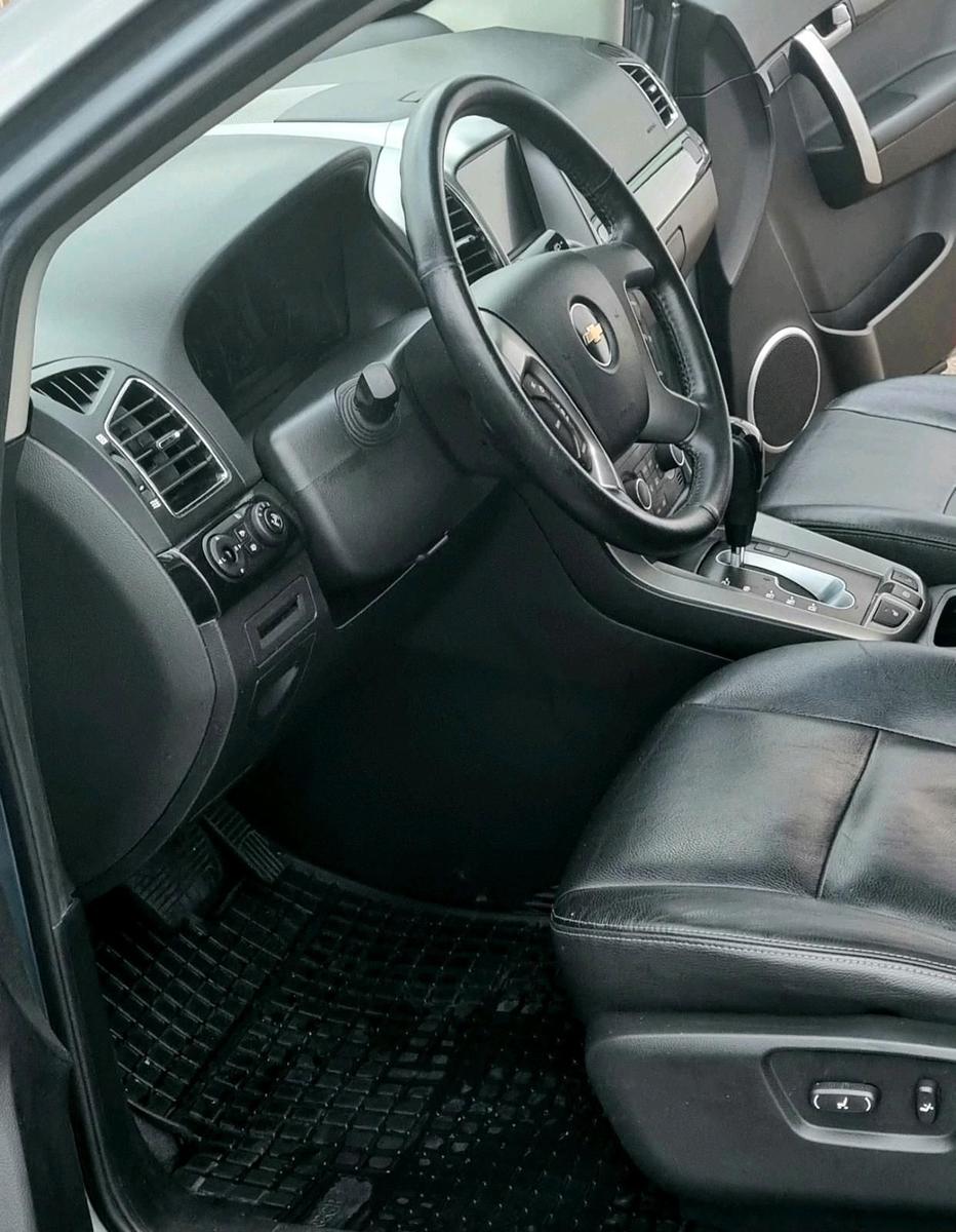 Chevrolet Captiva 2012 — photo 7