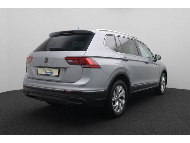 Fahrzeugabbildung Volkswagen Tiguan Allspace Life DSG ACC AHK 7Sitze LED