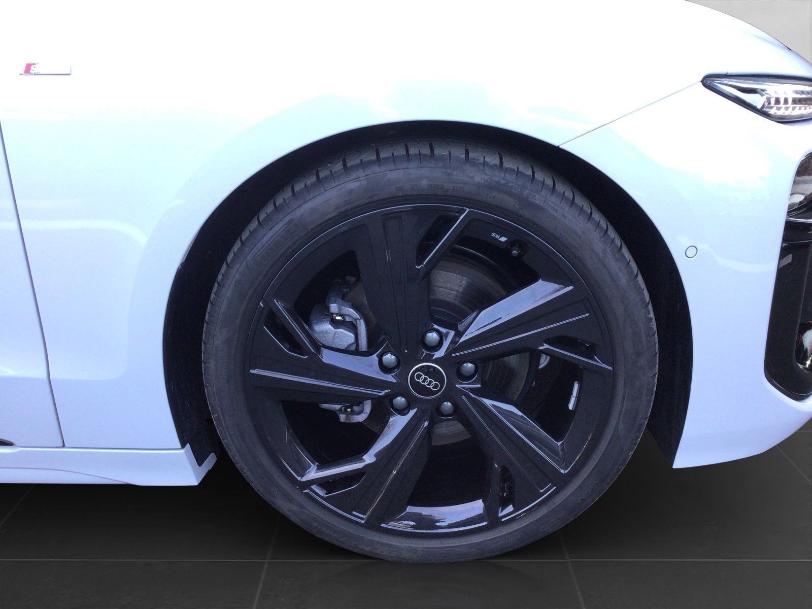 Audi A6 e-tron - Bild 7