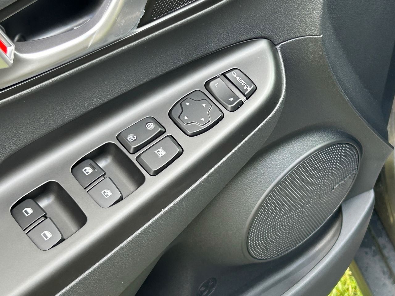 Fahrzeugabbildung Hyundai Kona EV Trend 150kW *NAVI*RFK*MIETKAUF*