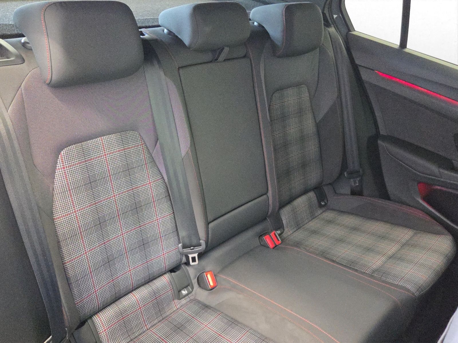 Volkswagen Golf - Bild 18