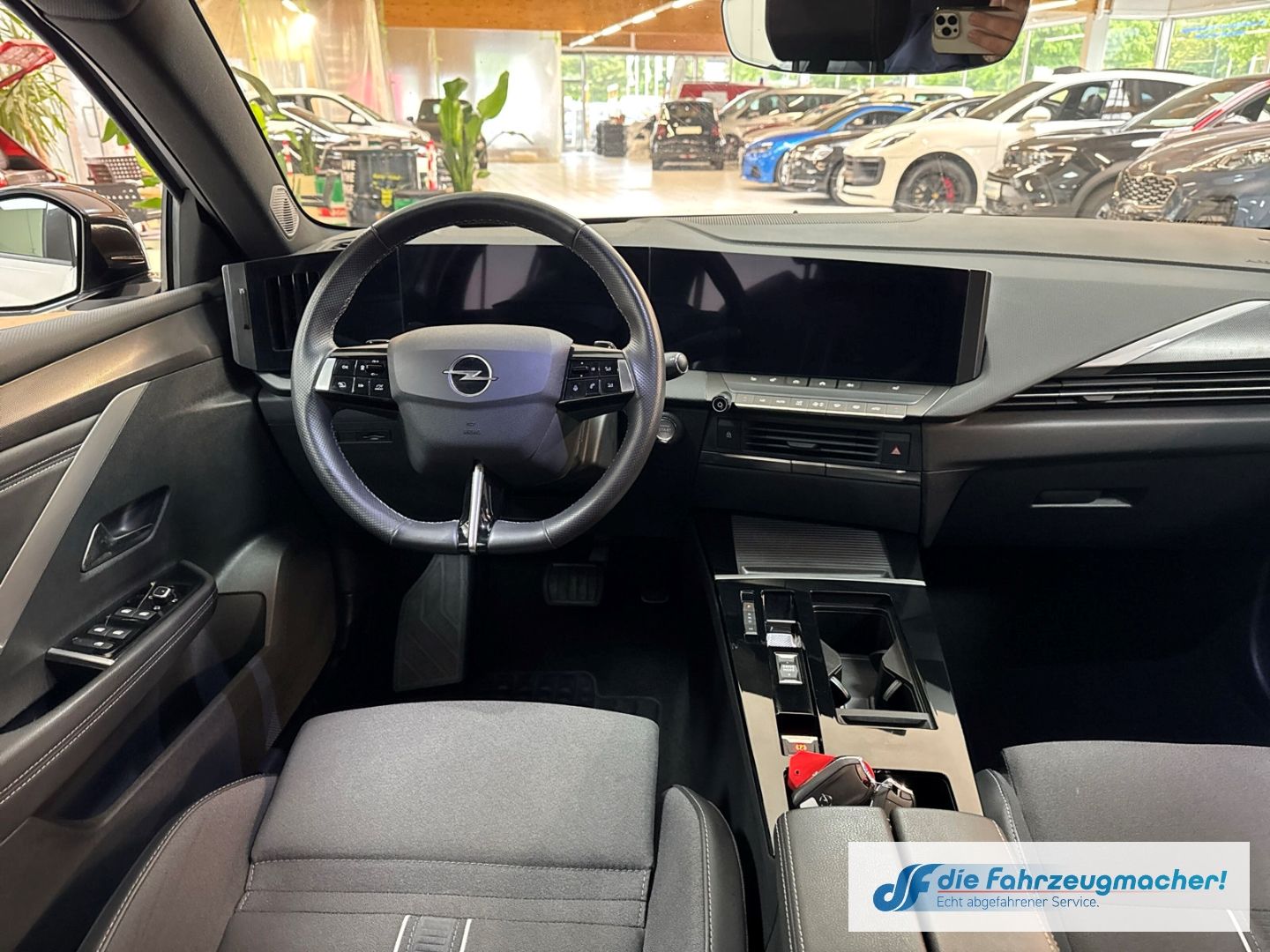 Fahrzeugabbildung Opel Astra L Sports Tourer GS Digitales Cockpit 360 K