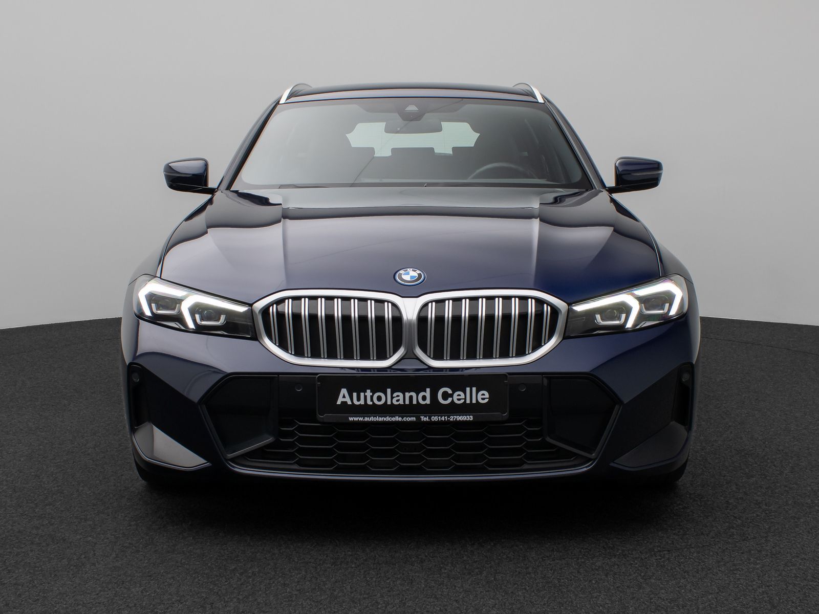Fahrzeugabbildung BMW 320e M Sport DAB Widscreen PDC Individual 18Zoll