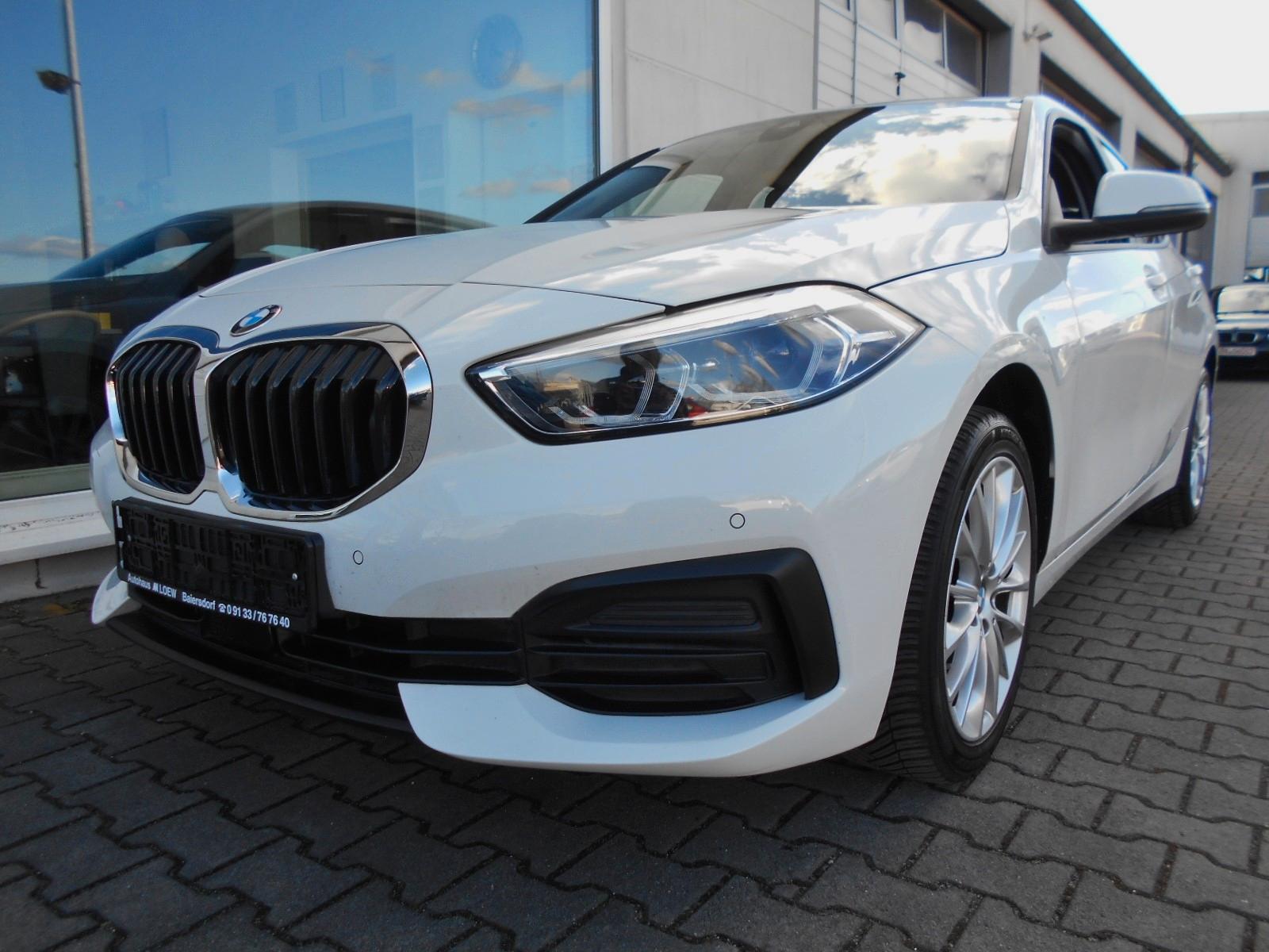 BMW 118iA 1.Hand-NAVI-LENKRADHEIZUNG-PDC-LED-CARPLAY