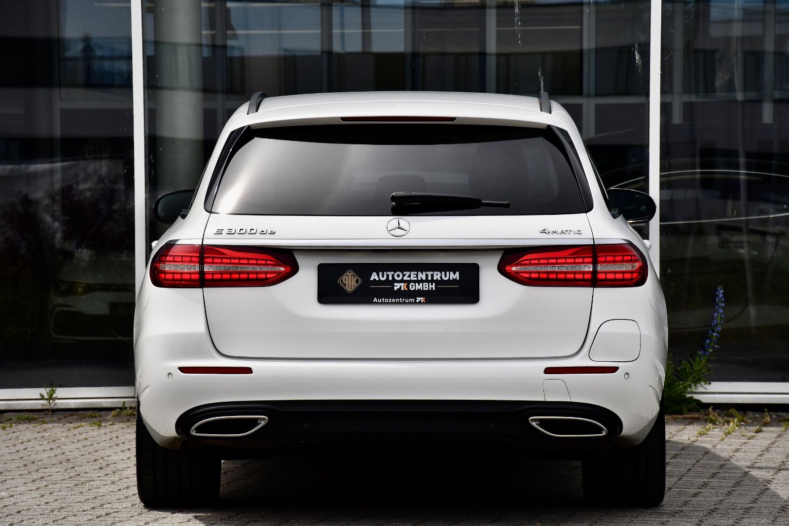 Mercedes-Benz E 300de T-Modell 4Matic Burmester 360° Kamera foto 5