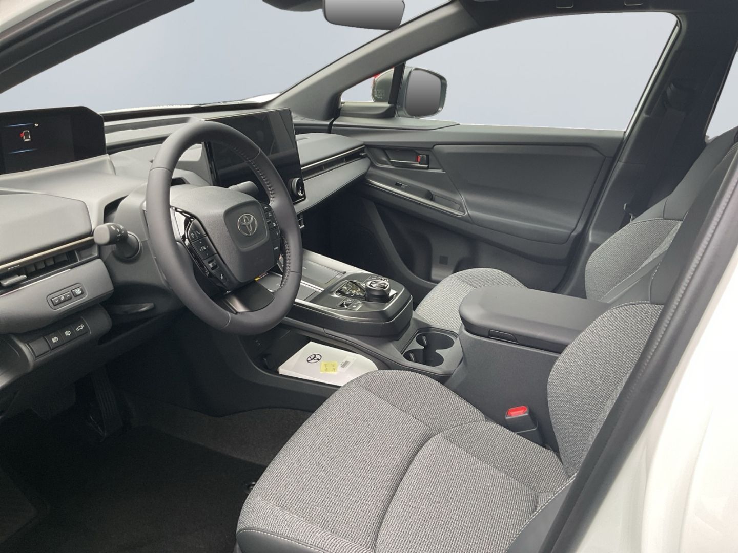 Toyota bZ4X - Bild 8