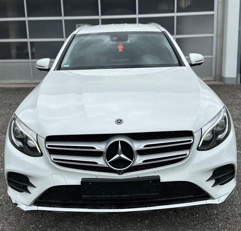 Image of Mercedes-Benz GLC 250