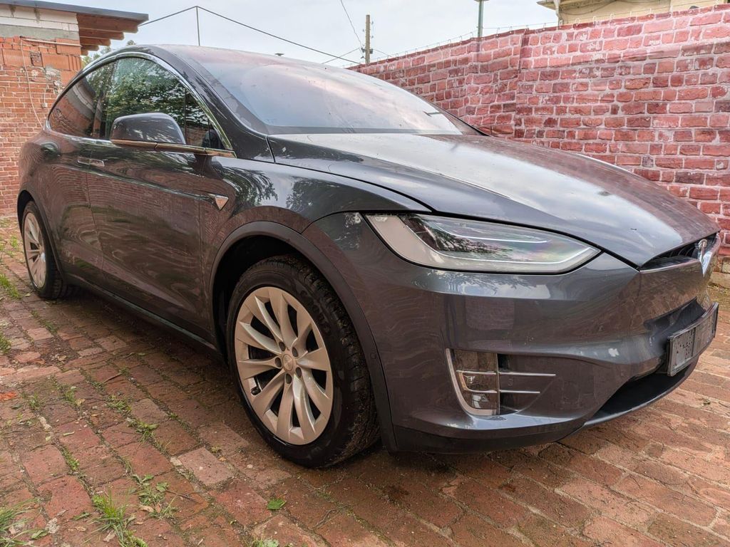 Image of Tesla Model X