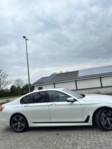 BMW 750d xDrive -Soft-close \Laser/Standheizung/Hud - weiße BMW 750