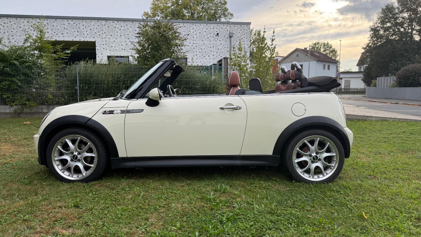 MINI COOPER S CABRIO Sondermodell Sidewalk