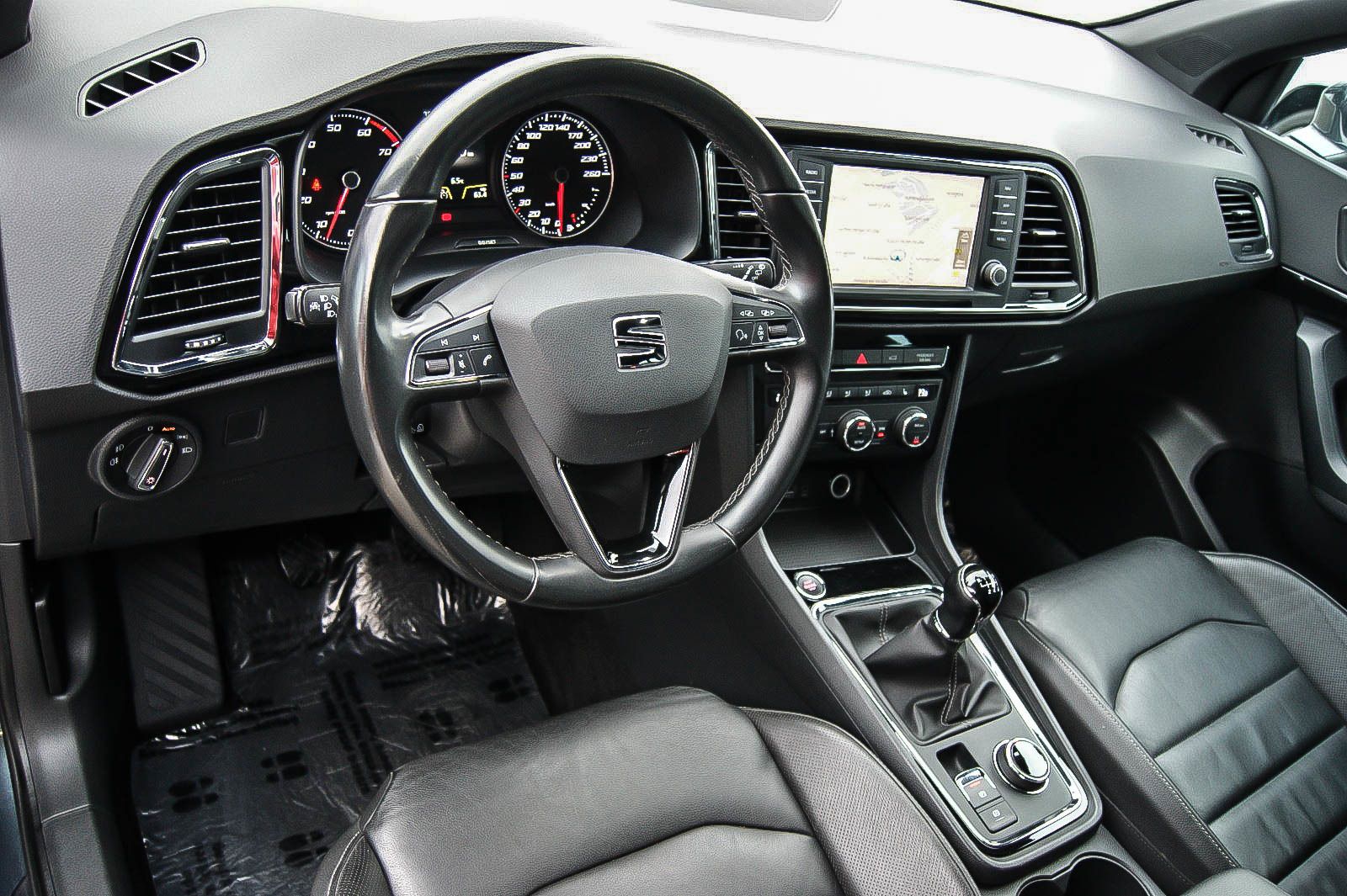 Fahrzeugabbildung SEAT Ateca 1.4TSI Xcellence LEDER NAVI 360°KAMERA ACC