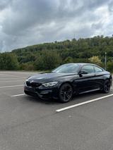 BMW M4 Competition F82 H&K/Ohne Opf/Unfallfrei/LCI - BMW M4: Coupe, Competition