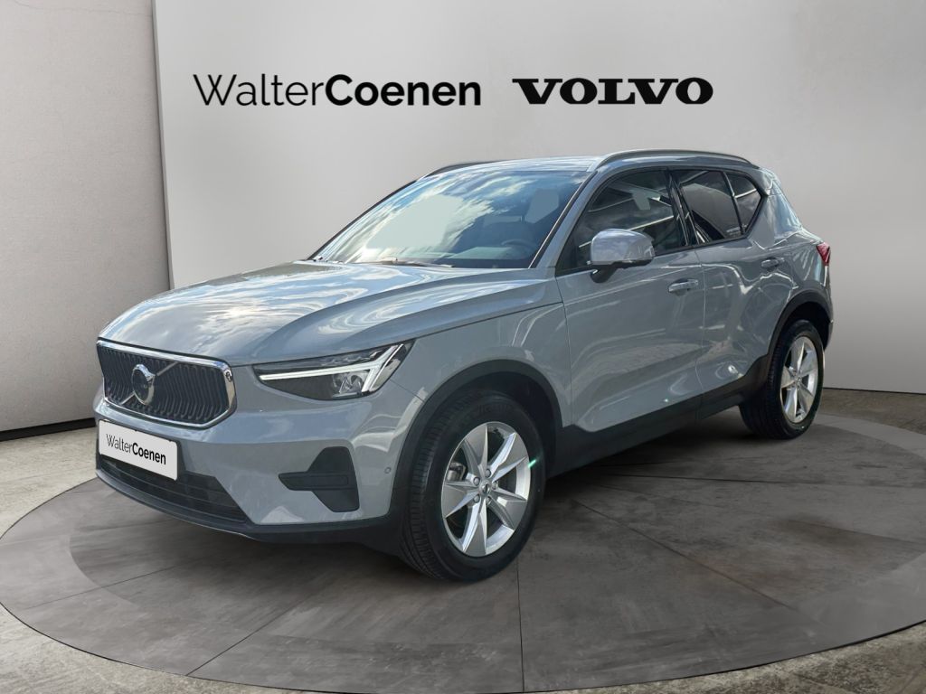 VOLVO XC40 B3 B DKG Core 360° Winter-Paket