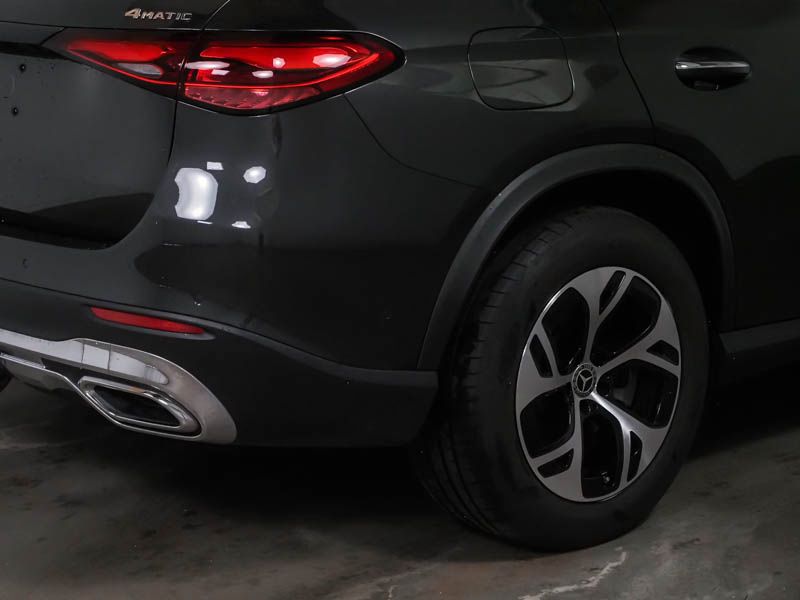 Fahrzeugabbildung Mercedes-Benz GLC 300 e 4M Avantgarde AHK+Keyless+Totw+Memory