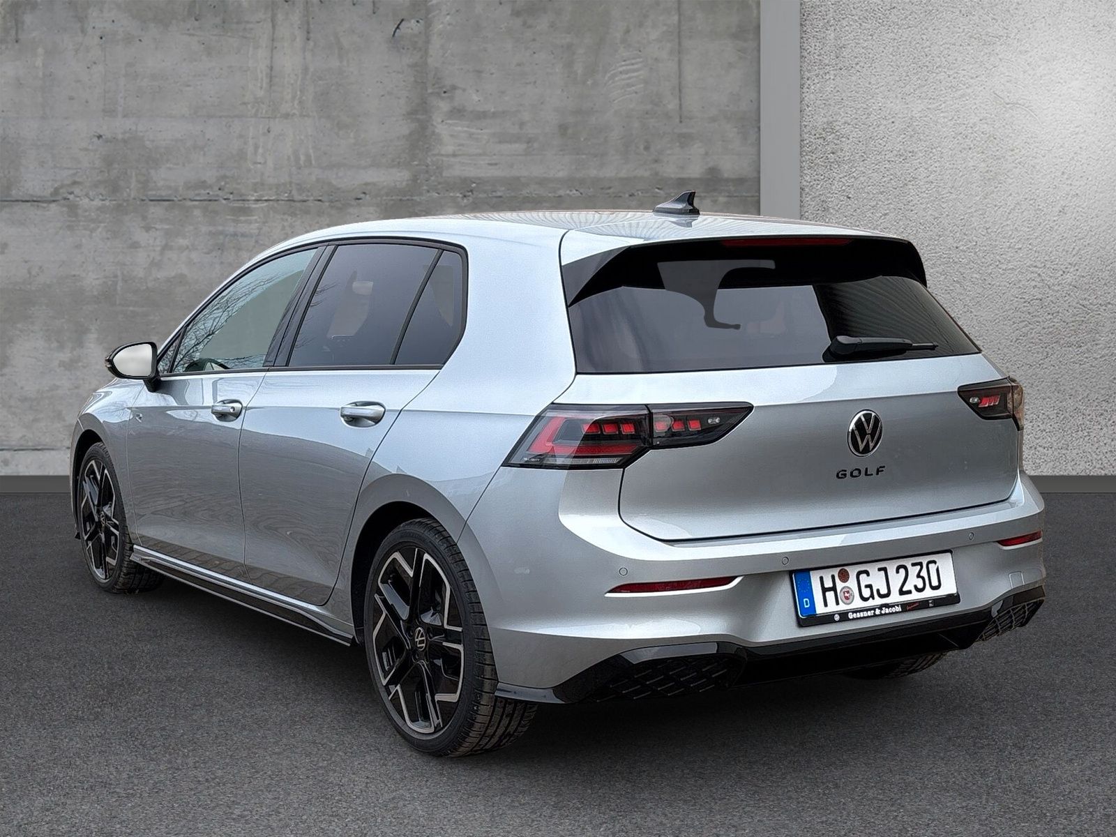 Fahrzeugabbildung Volkswagen Golf  2.0 TDI R-Line DSG AppConnect Standheizung