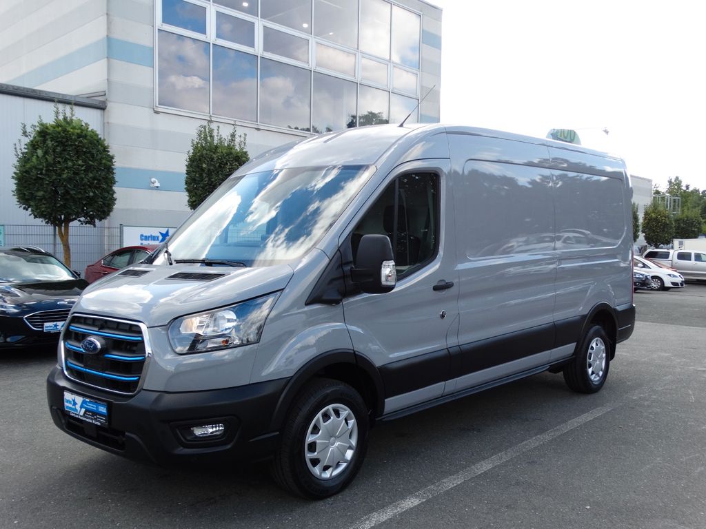 Image of Ford Transit