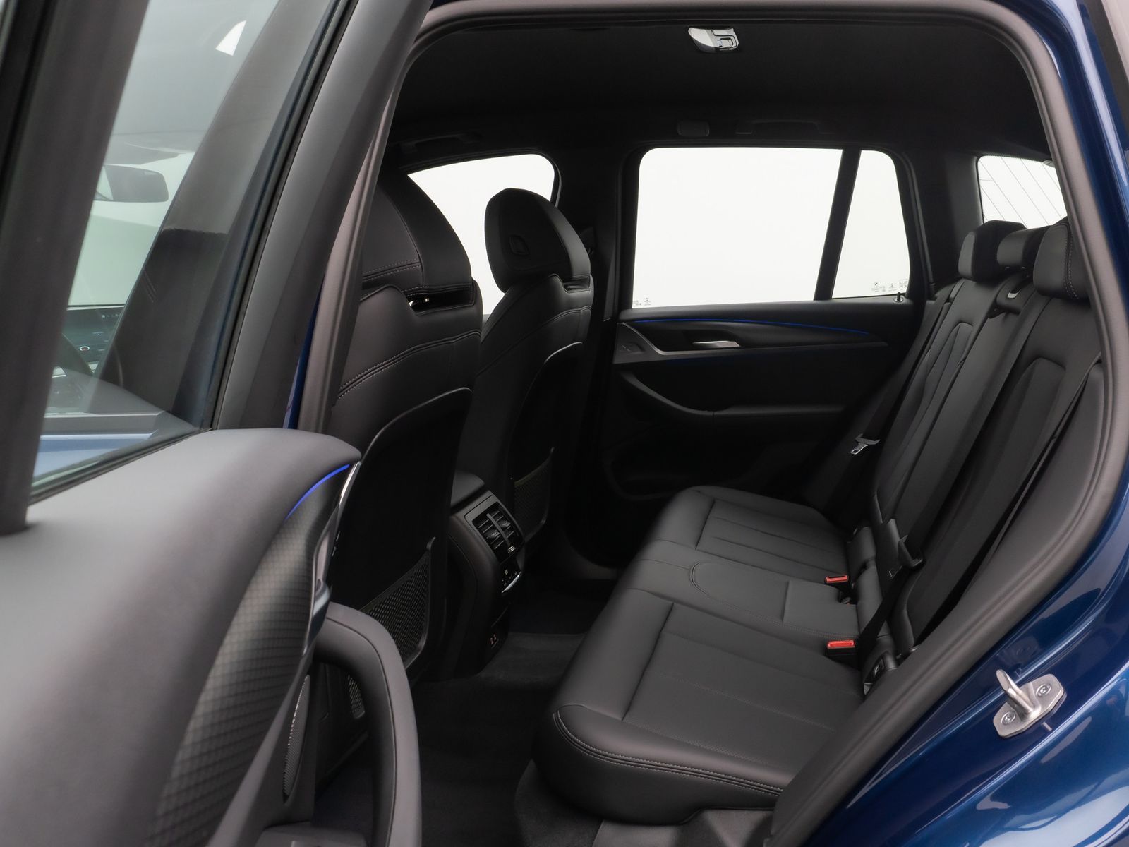 Fahrzeugabbildung BMW X3 xD20i M Sport Kamera DAB DrivingAssis AHK LED