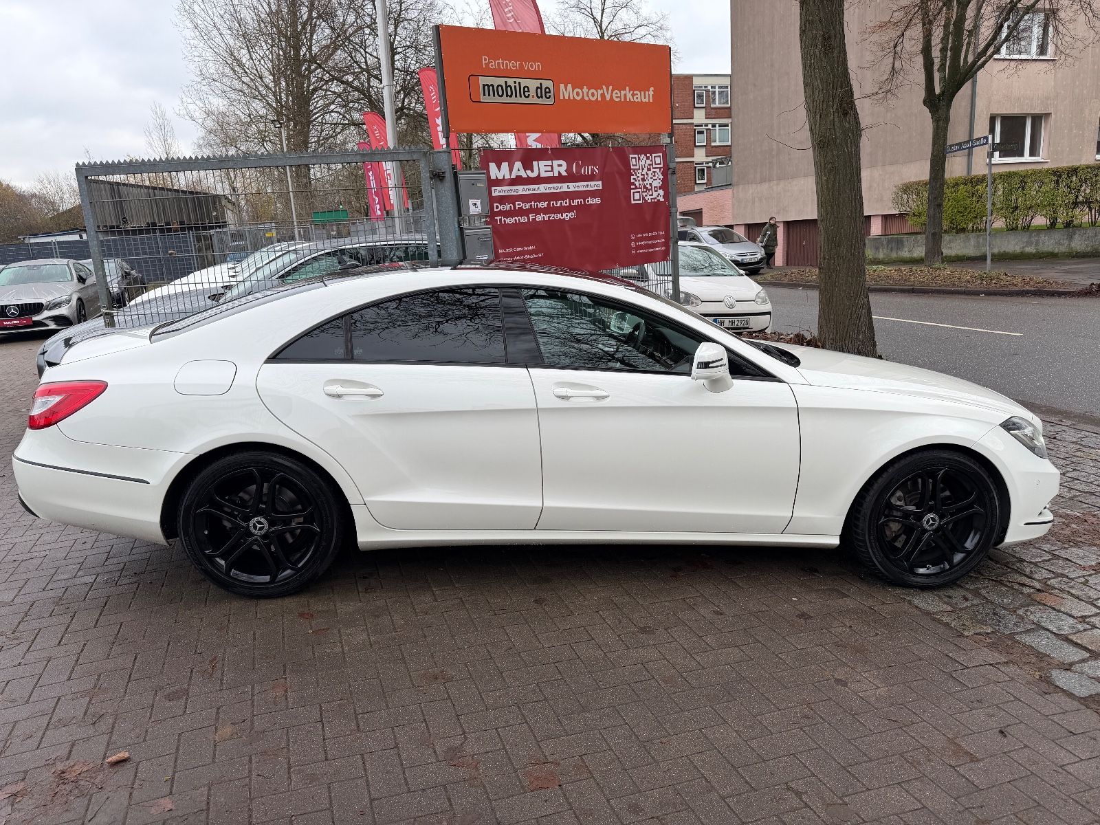 Fahrzeugabbildung Mercedes-Benz CLS 350 H&Rsound*MEMO*LEDER*SDACH*KAMERA