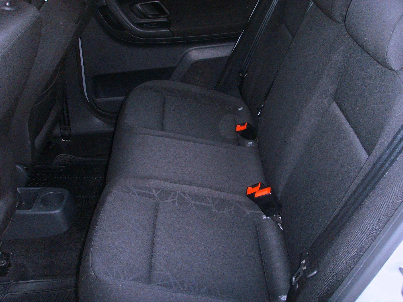 Skoda Fabia 2011 — photo 10