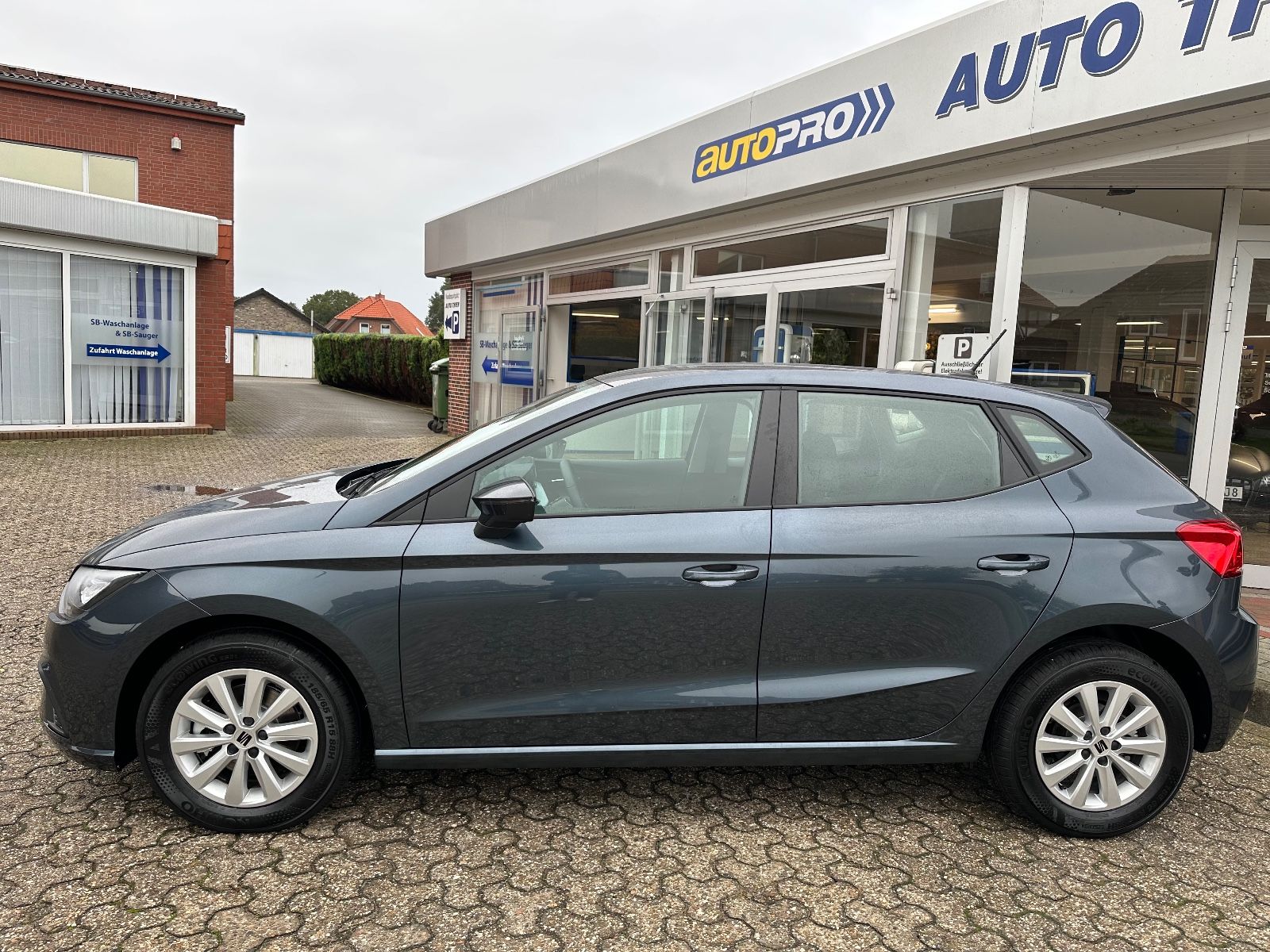 Fahrzeugabbildung SEAT Ibiza 1.0 TSI Style DSG ACC/LED/SHZG/Einparkh.