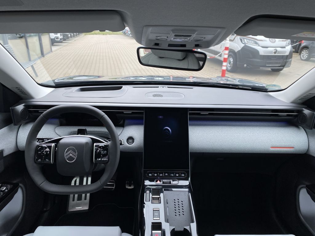 Fahrzeugabbildung Citroën e-C5 Aircross 210 Komfort-Range MAX *Allwetterre
