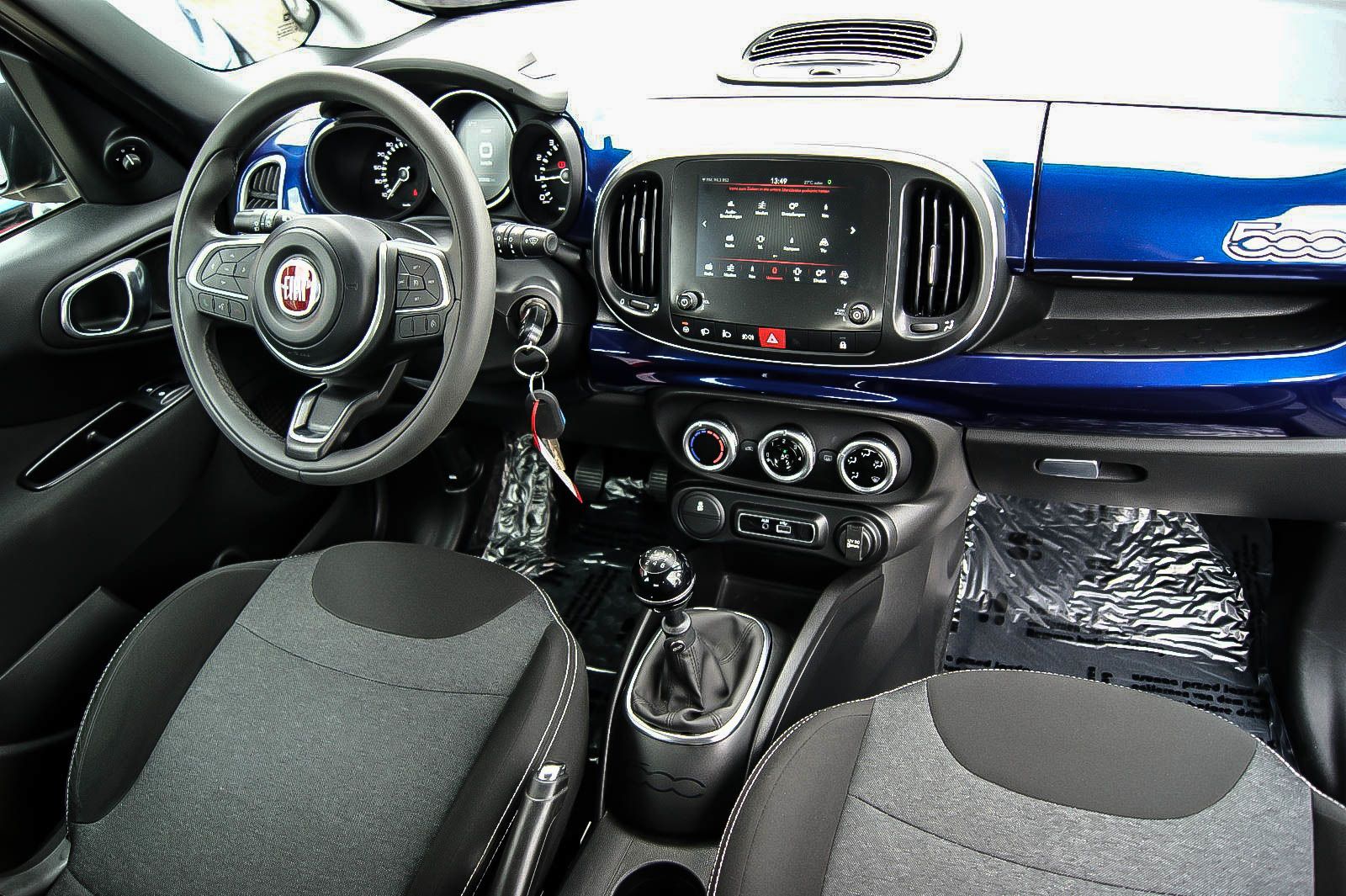 Fahrzeugabbildung Fiat 500 L 1.4T-Jet URBAN Pop-Star NAVI PDC 1.HAND