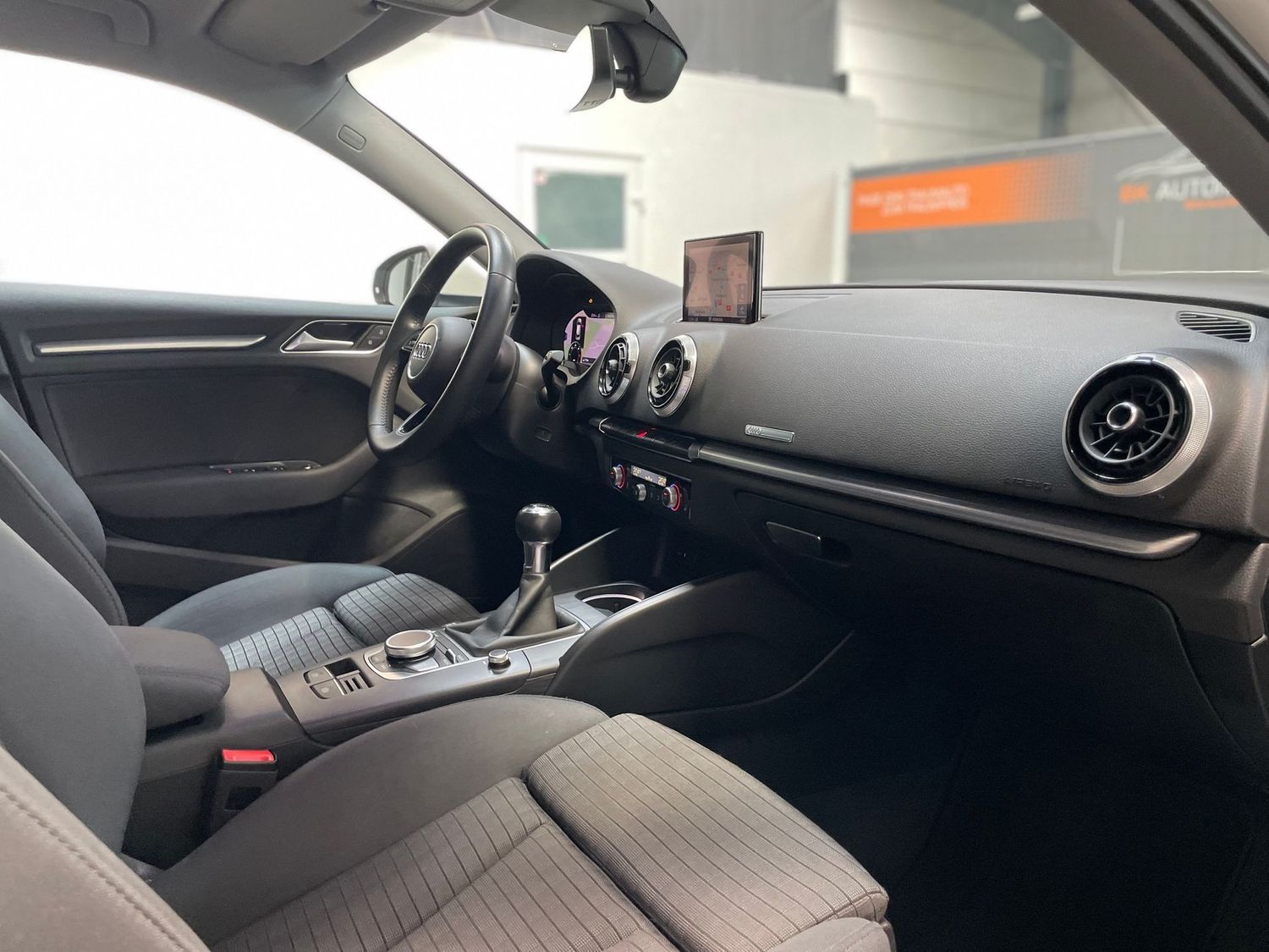 Fahrzeugabbildung Audi A3 30 TDI sport #ACC#Xenon#Virtual#Keyless#Spur#