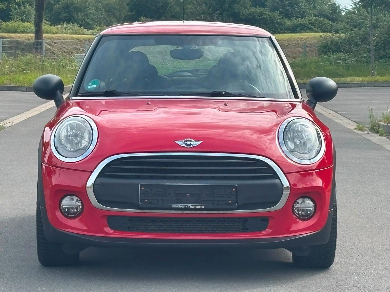 MINI ONE Mini*CHILI RED*PDC*MULTI LENKRA*GARANTIE*