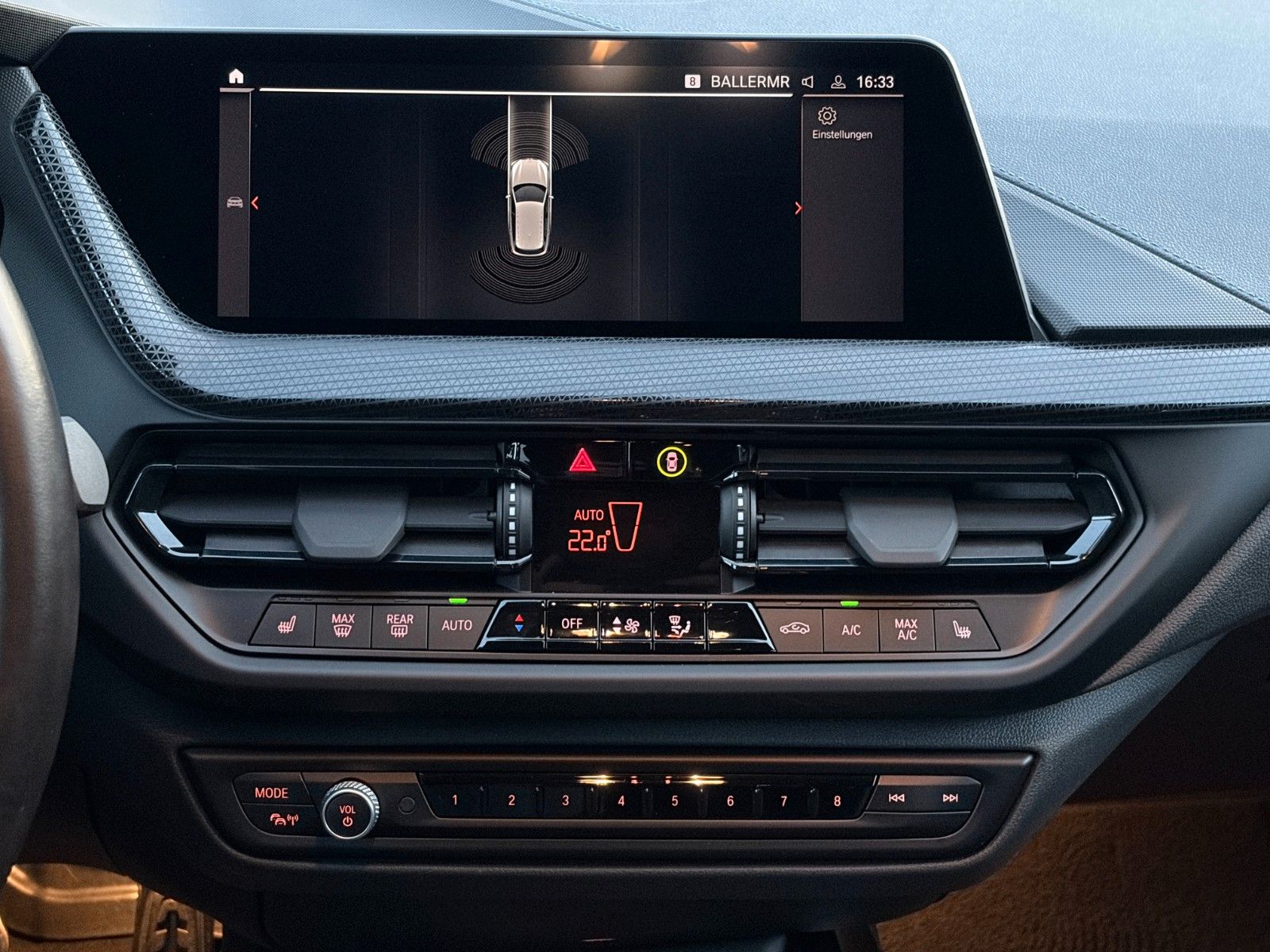 Fahrzeugabbildung BMW 118i Aut. M Sport Tempomat CarPlay SHZ LED PDC