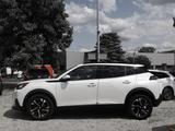 Peugeot 2008 1.2 PureTech 100 Allure PDC KLIMA LM-Felgen - Peugeot 2008: F1