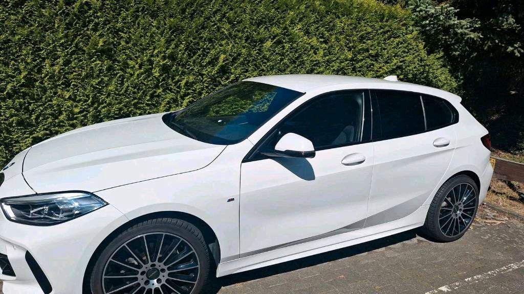 Image of BMW 118
