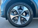 Volvo XC40 B3 Mild-Hybrid Core AHK LED - blaue Volvo XC40