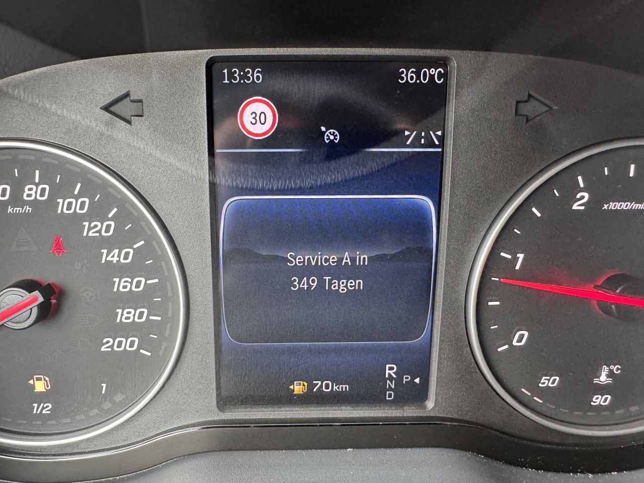 Fahrzeugabbildung Mercedes-Benz Sprinter 319CDI KA ProL2H2 4x4 Klima*LED*AHK2.8T