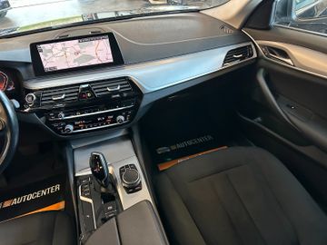 BMW 530d *LED*Navi*xDrive*HeadUp*Professional*