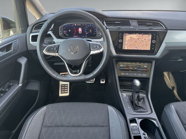 Touran 1.5 TSI DSG 7-SITZER+PANO+AHK+NAVI+LED+SH