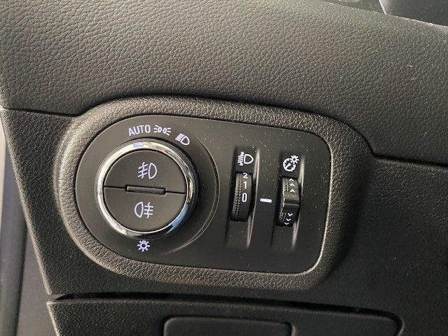 Fahrzeugabbildung Opel Zafira C 1.4T ACTICE 7-SITZE NAVI/LED/SH/PDC/AHK