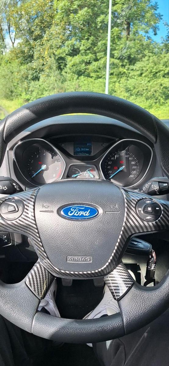 Ford Focus 2015 — photo 6
