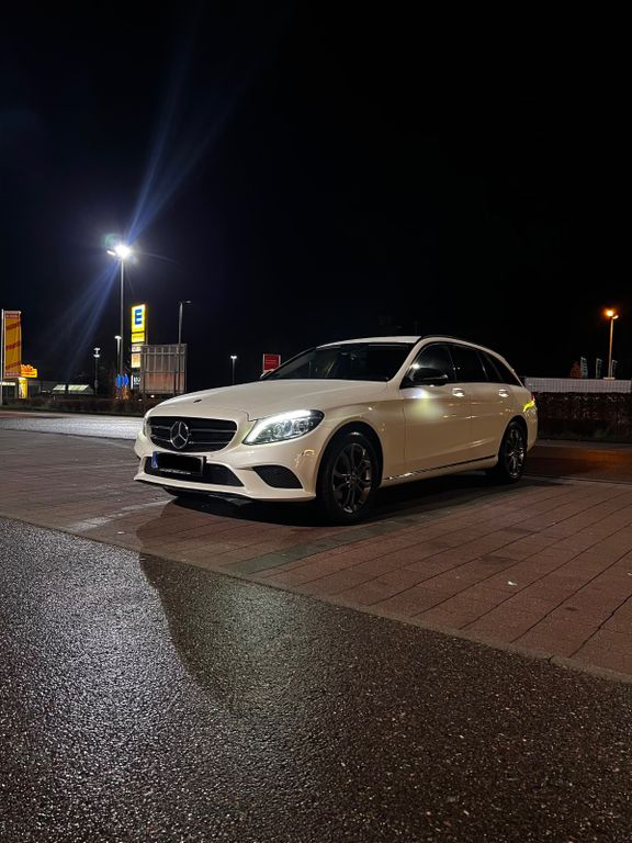Image of Mercedes-Benz C 220