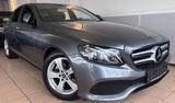 Mercedes-Benz E 220 d Avantgarde LED Kamera Tempomat Ambienet  - Mercedes-Benz E 220 mit Diesel-Antrieb: Grau, Limousine