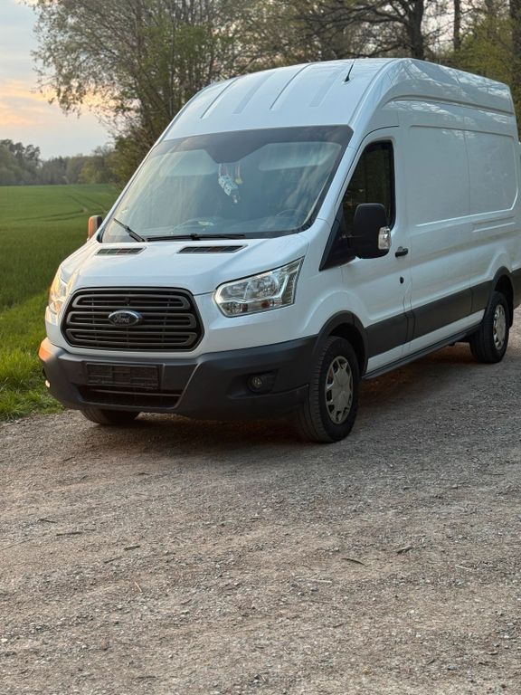 Image of Ford Transit