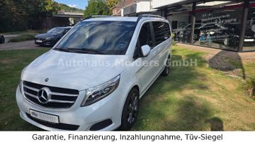 Mercedes V 220 - 1