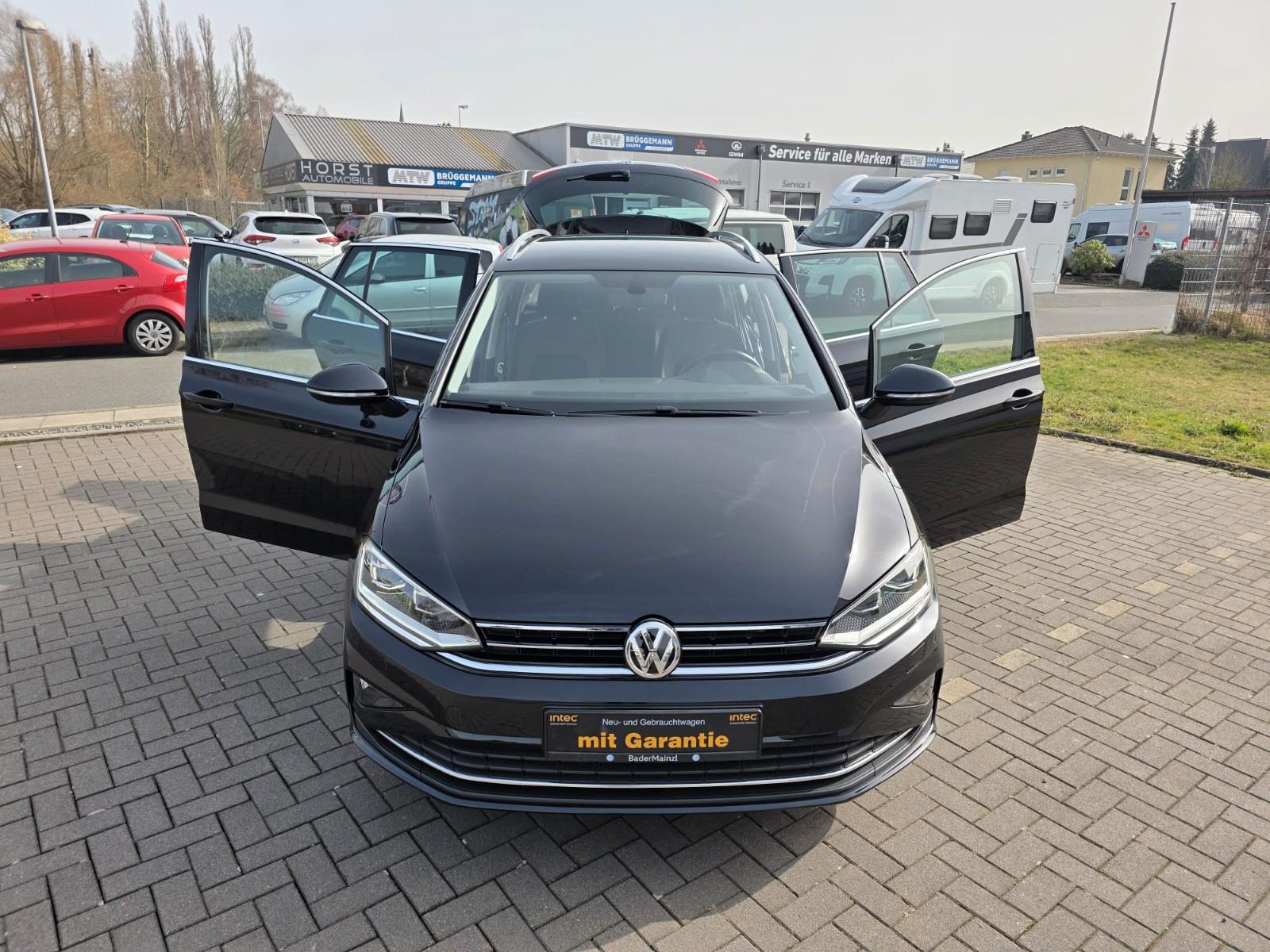 Volkswagen Golf Sportsvan VII Highline NAVI,KAMERA,SHZ,AHK,
