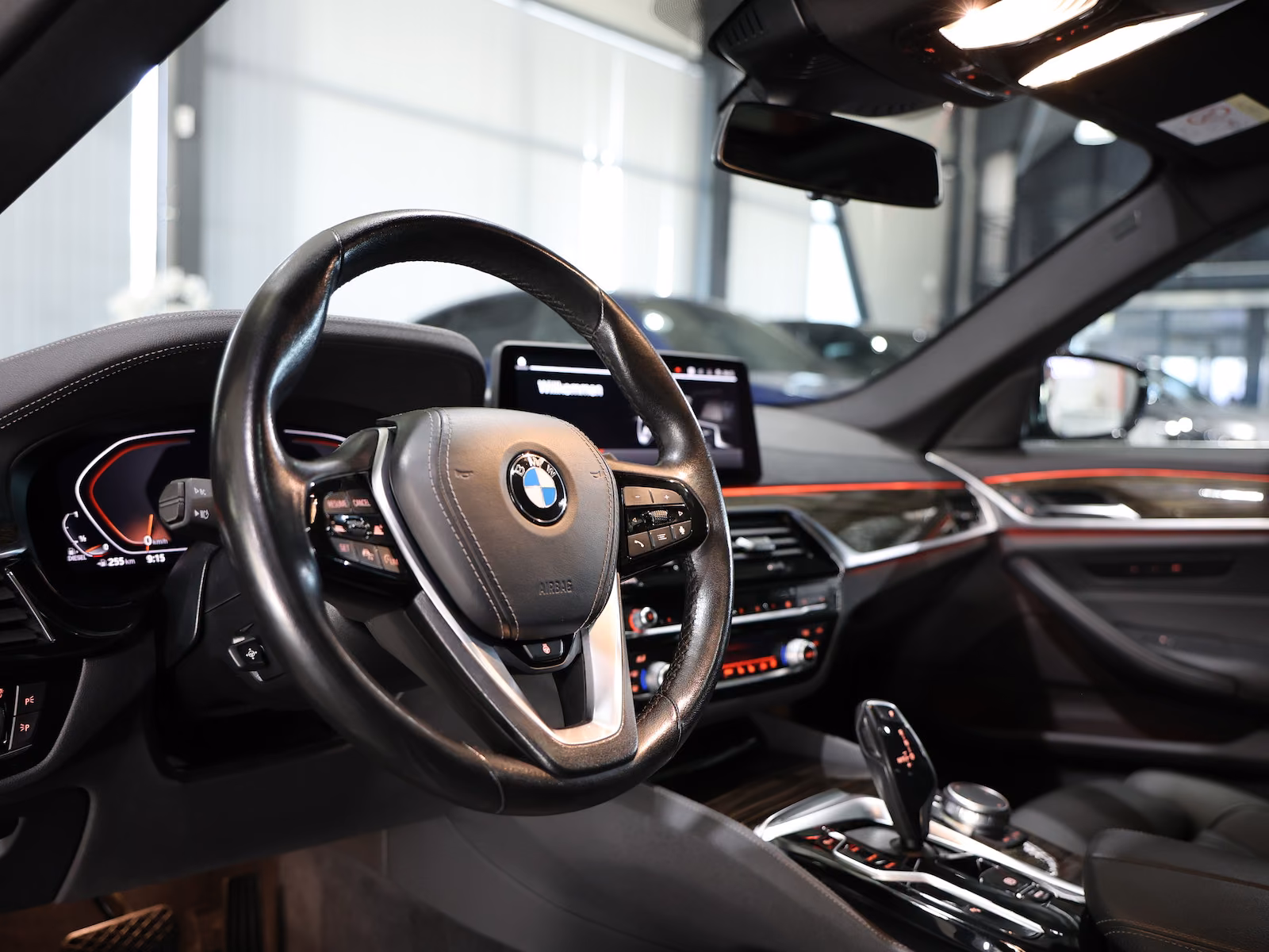 BMW 520d Touring xDrive LUXURY / LASER / PANORAMA
