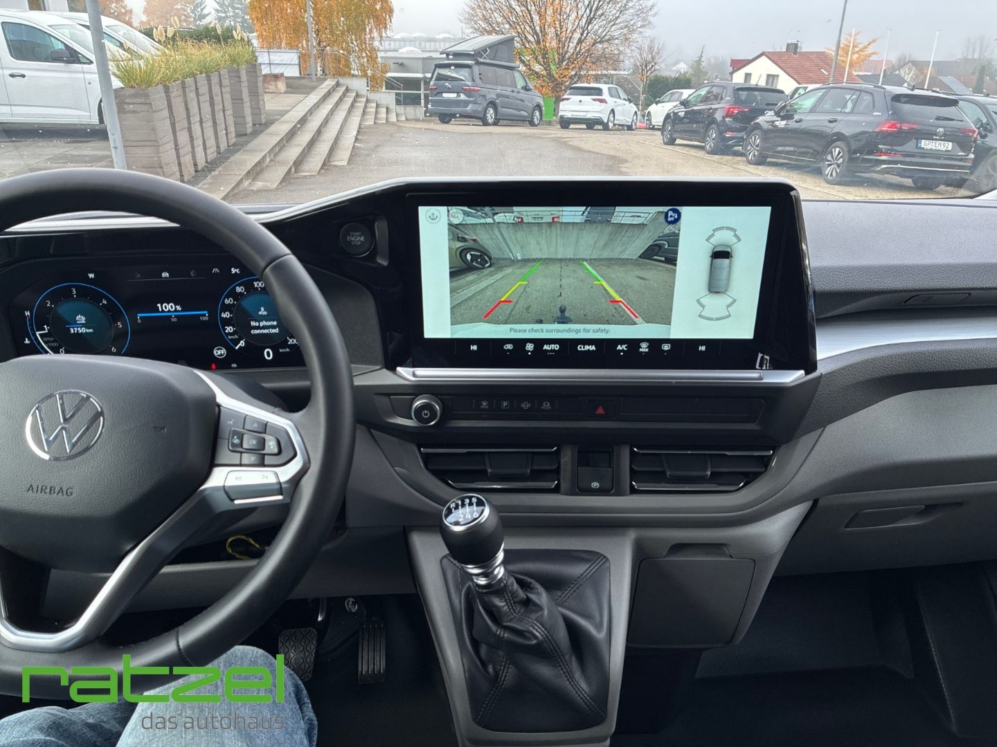 Fahrzeugabbildung Volkswagen Caravelle Life LR AHK+Digitales Cockpit+LED+ACC