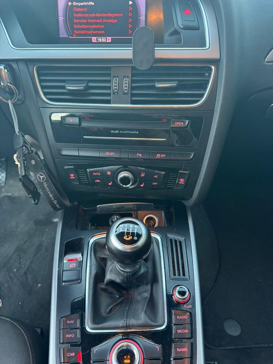 Audi A4 2013 — photo 12