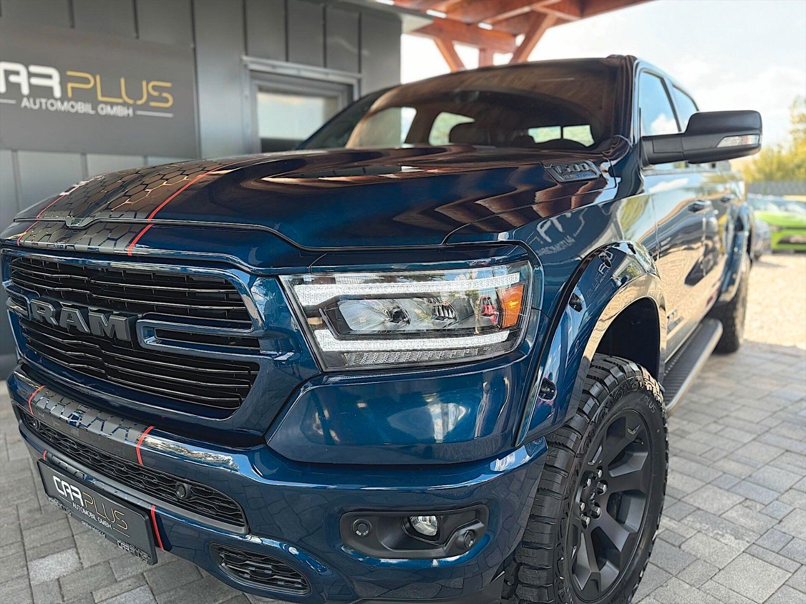 Fahrzeugabbildung Dodge RAM 5.7 V8 HEMI Night-Edition Offroad 4x4  LPG