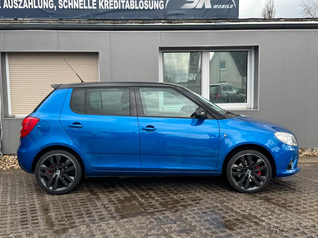 SKODA FABIA RS - 180 CV - BVA